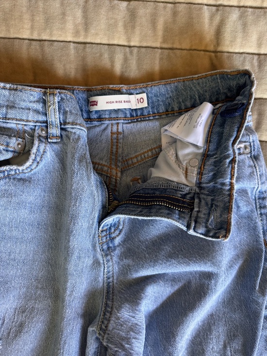 Levi's Other - Levi's Relaxed High-Rise Baggy Jeans - Light Blue